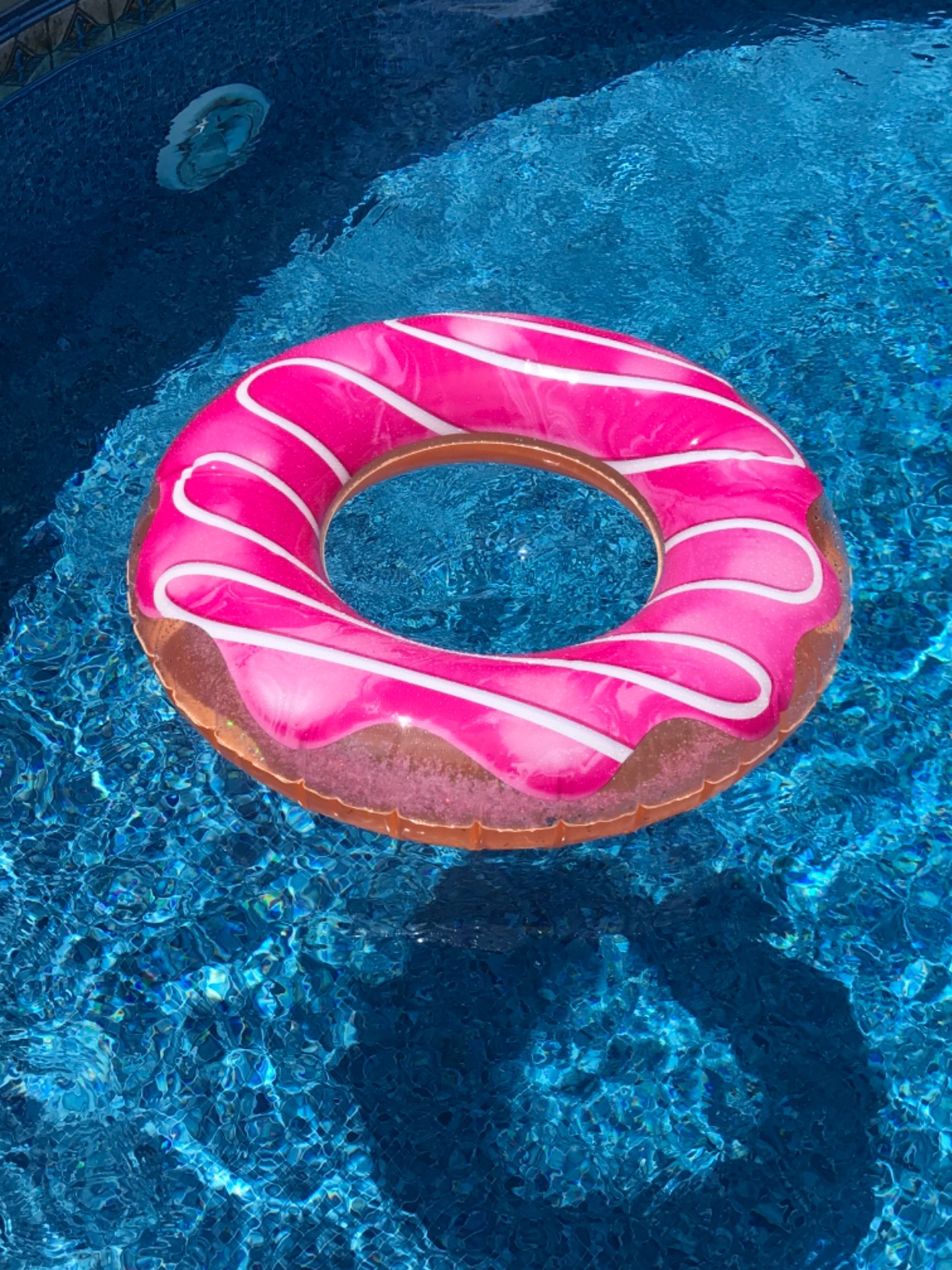 Inflatable Swimming Ring Float Tube Inflatable Swimming Pool Toys Colorful Swim Tube Float on the Water
